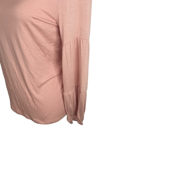 Coco and Carmen‎ Celina Tiered Long Sleeve Crew Neck Pink - Picture 5 of 8